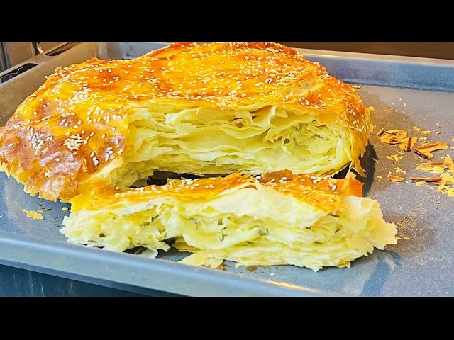 Слоистые хачапури с творогом и сыром