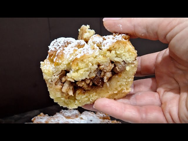 Апельсиновый пирог с яблочной начинкой и орехами