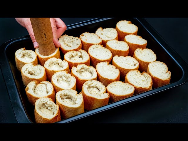Запечённый багет с яично-сырной начинкой и сосисками