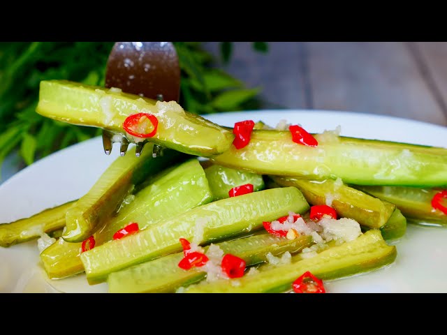 Маринованные огурцы с чесноком и острым перцем