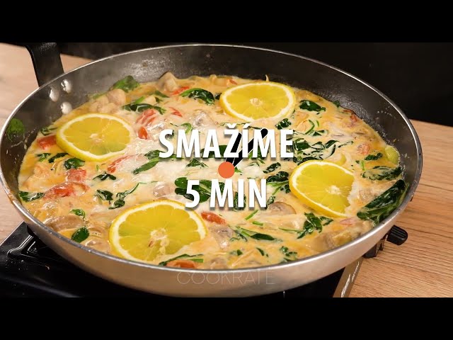 Лосось со сливочно-шпинатным соусом и картофельным пюре