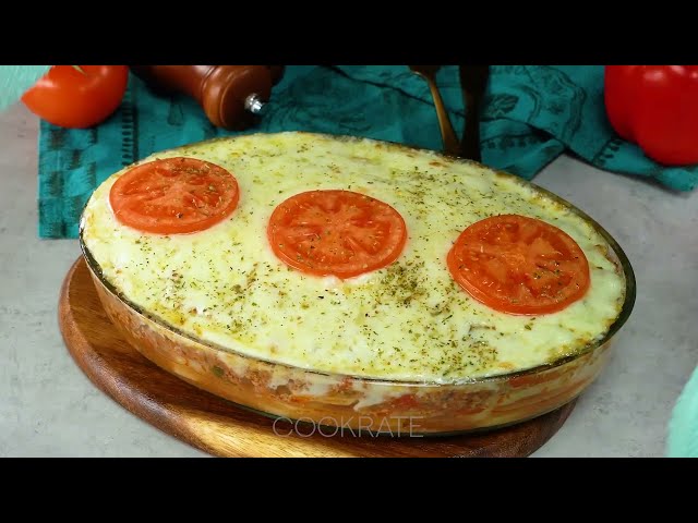 Картофельная запеканка с мясом, томатами и сыром