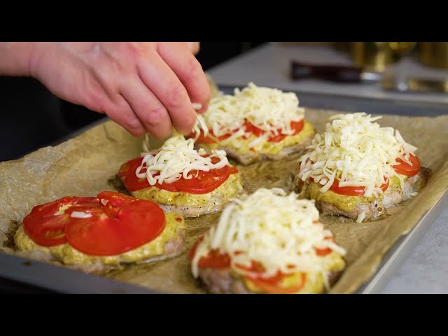 Мясо по-французски с томатами и сыром