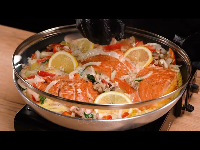 Сливочный лосось с грибами и шпинатом