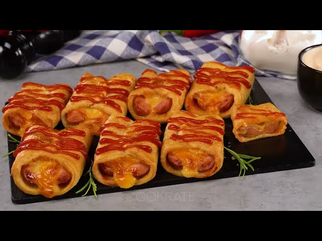 Слоёные булочки с сосисками и сыром