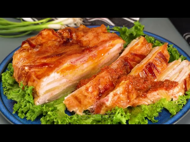 Картофельная запеканка с курицей, беконом и сыром
