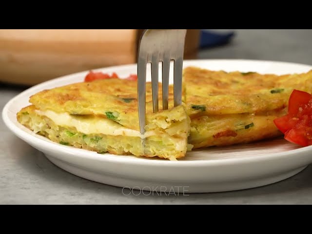 Куриная печень с яблоками и луком в пряной панировке