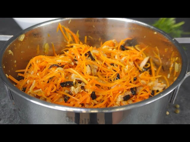 Питательный салат с морковью, куриным филе и черносливом