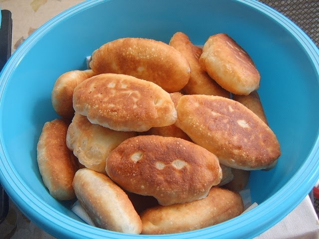 Пирожки с мясом и рисом