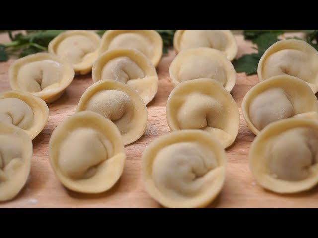 Домашние пельмени с сочным мясным фаршем