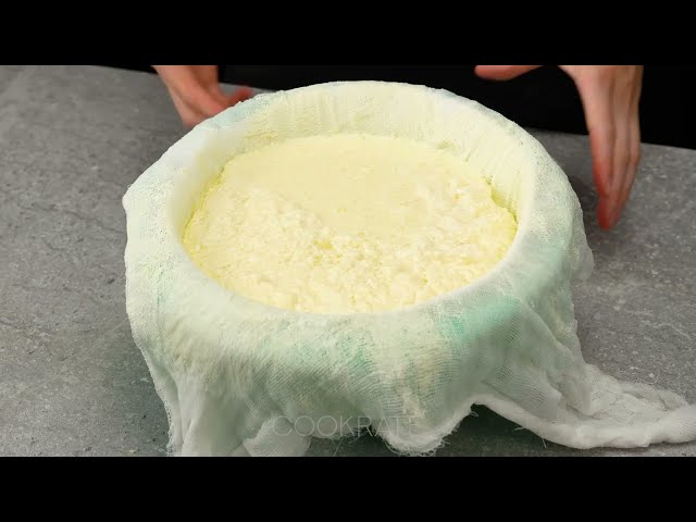 Домашний сыр из молока, яиц и сметаны