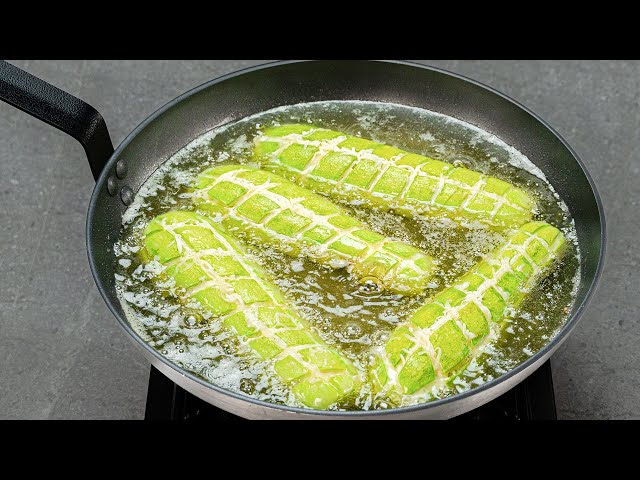 Жареные кабачки с моцареллой и пряным соусом