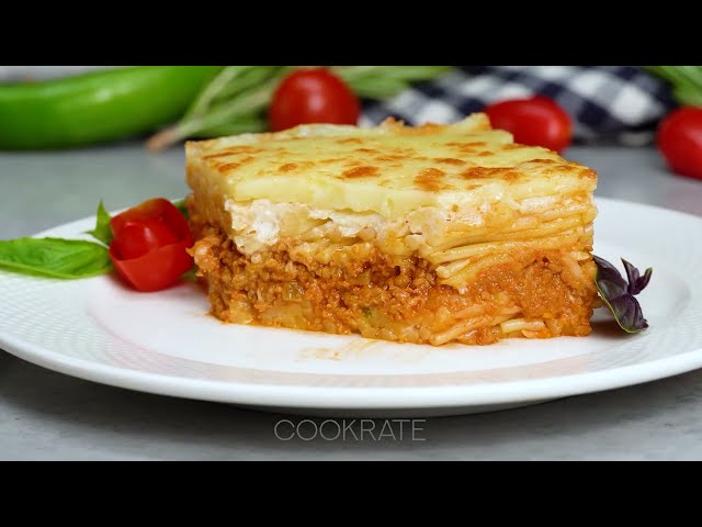 Запечённые спагетти с мясом и сырным соусом