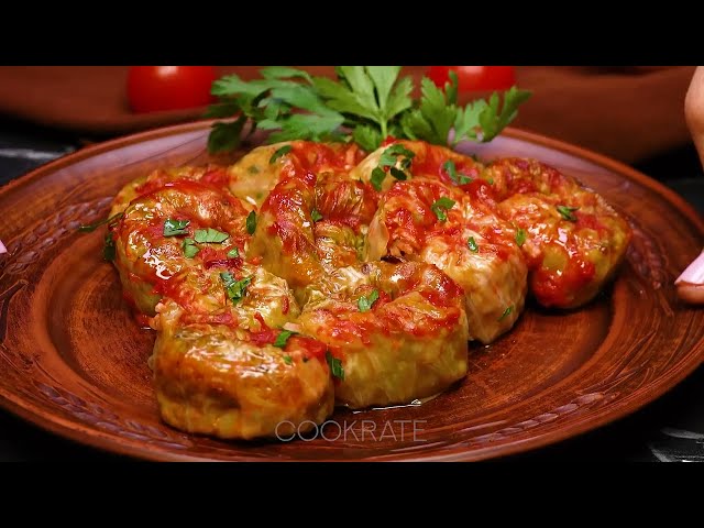 Голубцы с мясным фаршем и сливочно-томатным соусом