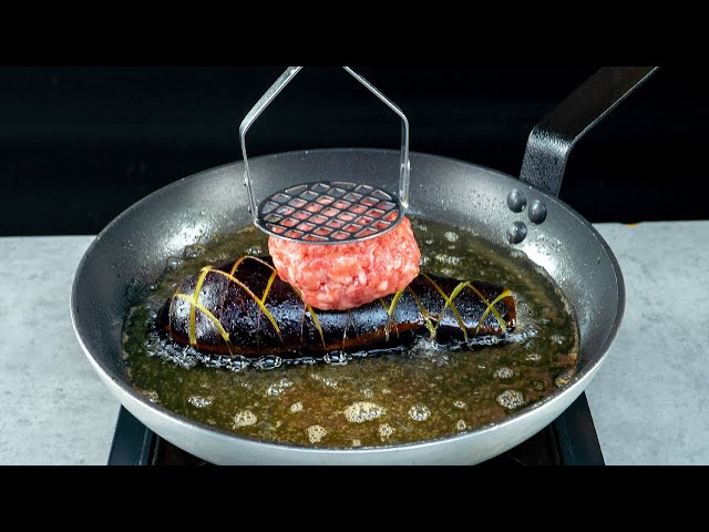 Фаршированные баклажаны с мясом и сливочным соусом