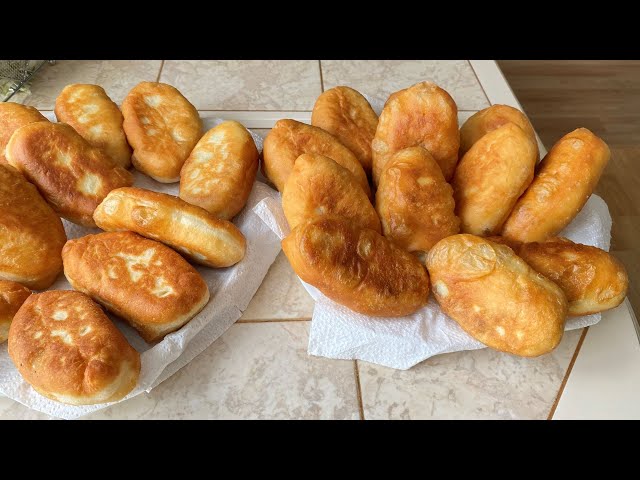 Жареные пирожки с куриной печенью и рисом