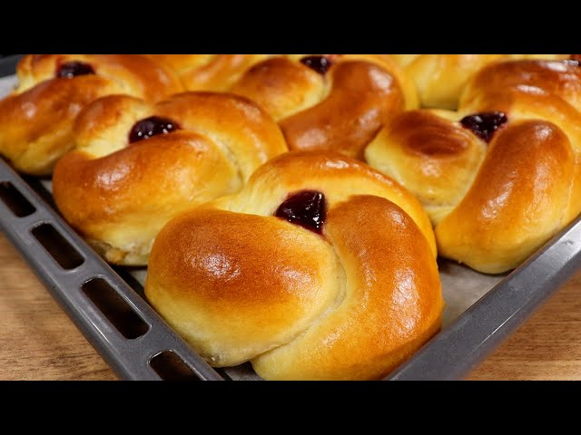Булочки с кокосовой начинкой