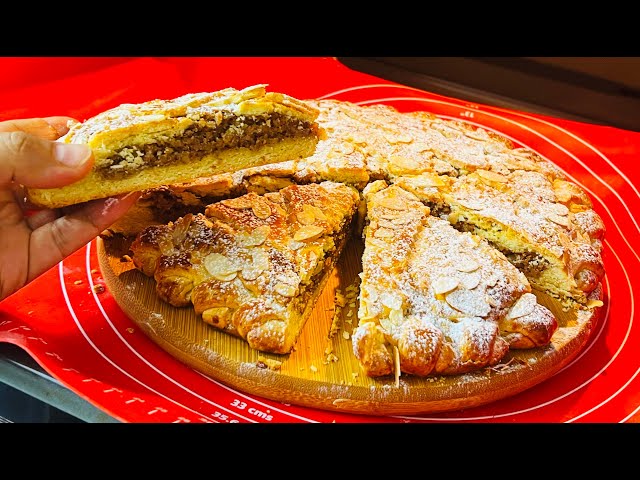 Пирог с меренгой и грецкими орехами
