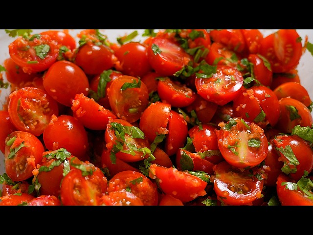 Маринованные помидоры с перцем и зеленью