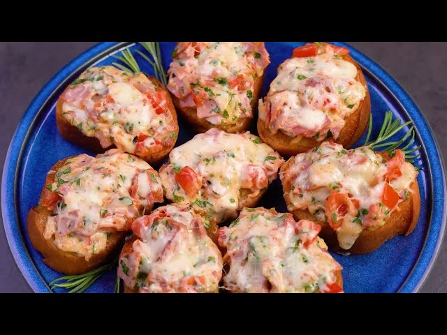 Горячие бутерброды с моцареллой и ветчиной