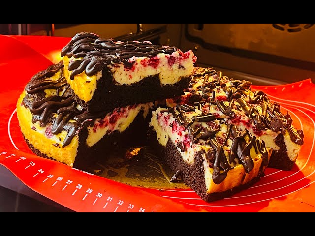 Шоколадный пирог с творожно-ягодной начинкой Шоколадный пирог с творожно-ягодной начинкой