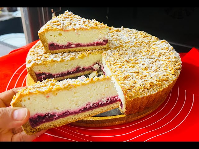 Песочный пирог с творожно-малиновой начинкой