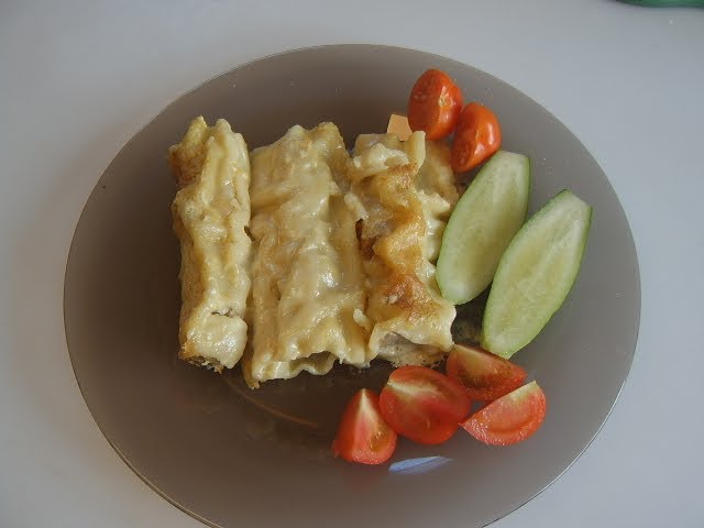 Каннеллони с мясной начинкой в сливочной заливке