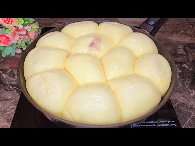 Булочки с ягодной начинкой
