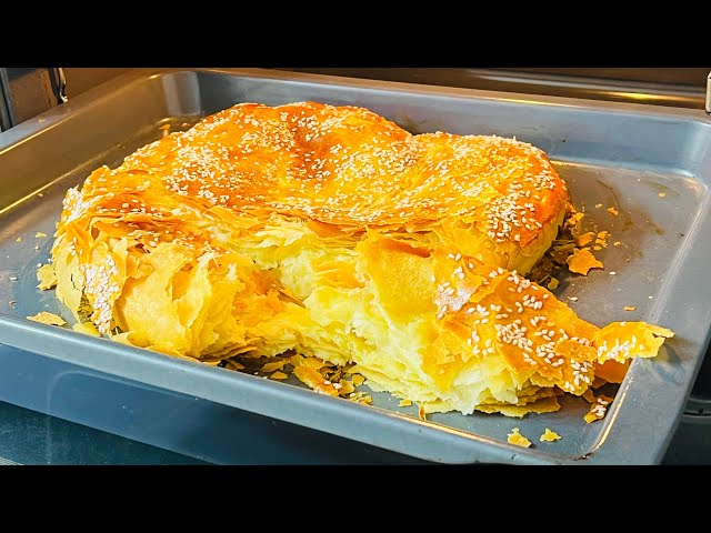 Рваный пирог на кефире с сыром Рваный пирог на кефире с сыром